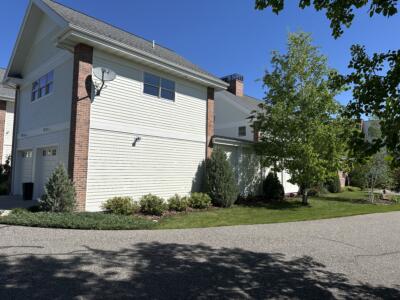 119 VC East